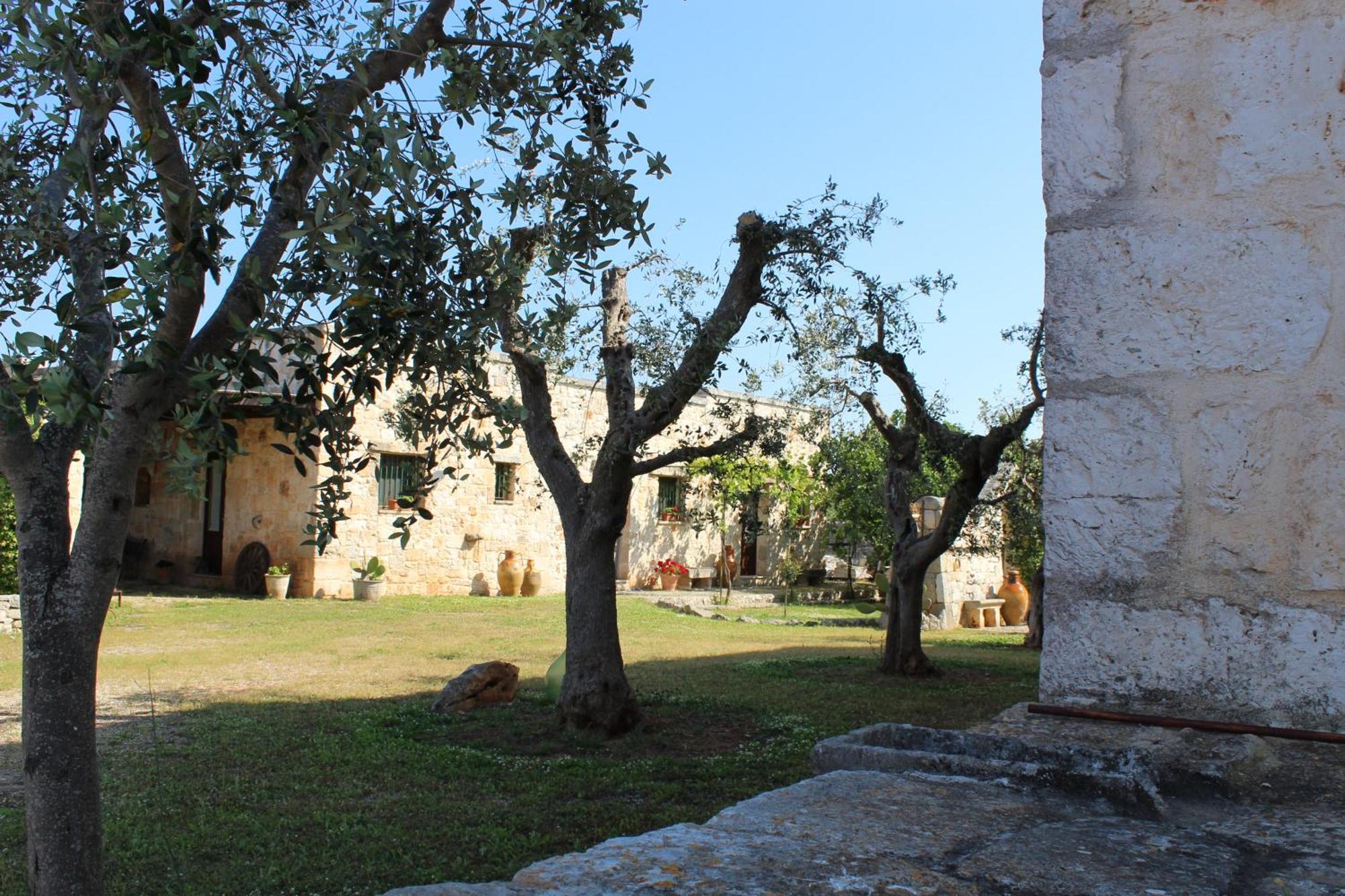 Masseria Tolla Ostuni Luaran gambar