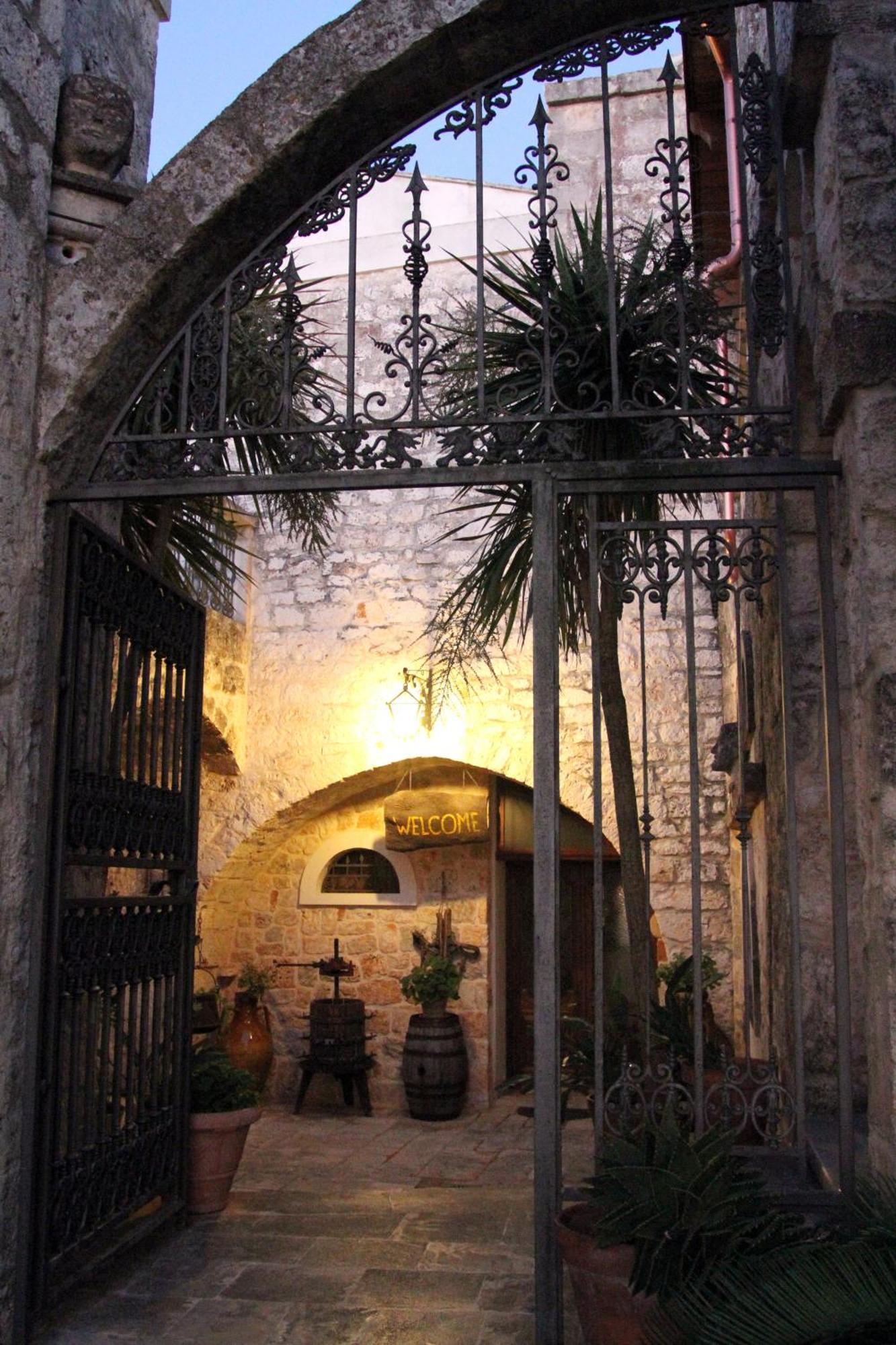 Masseria Tolla Ostuni Luaran gambar
